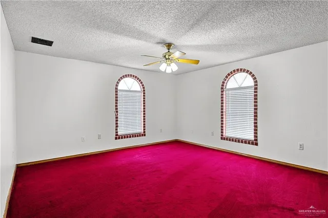 a view of empty room with window