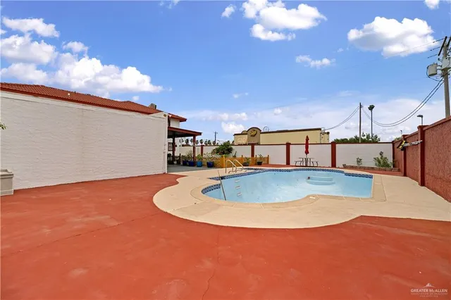 an aerial view of a houses