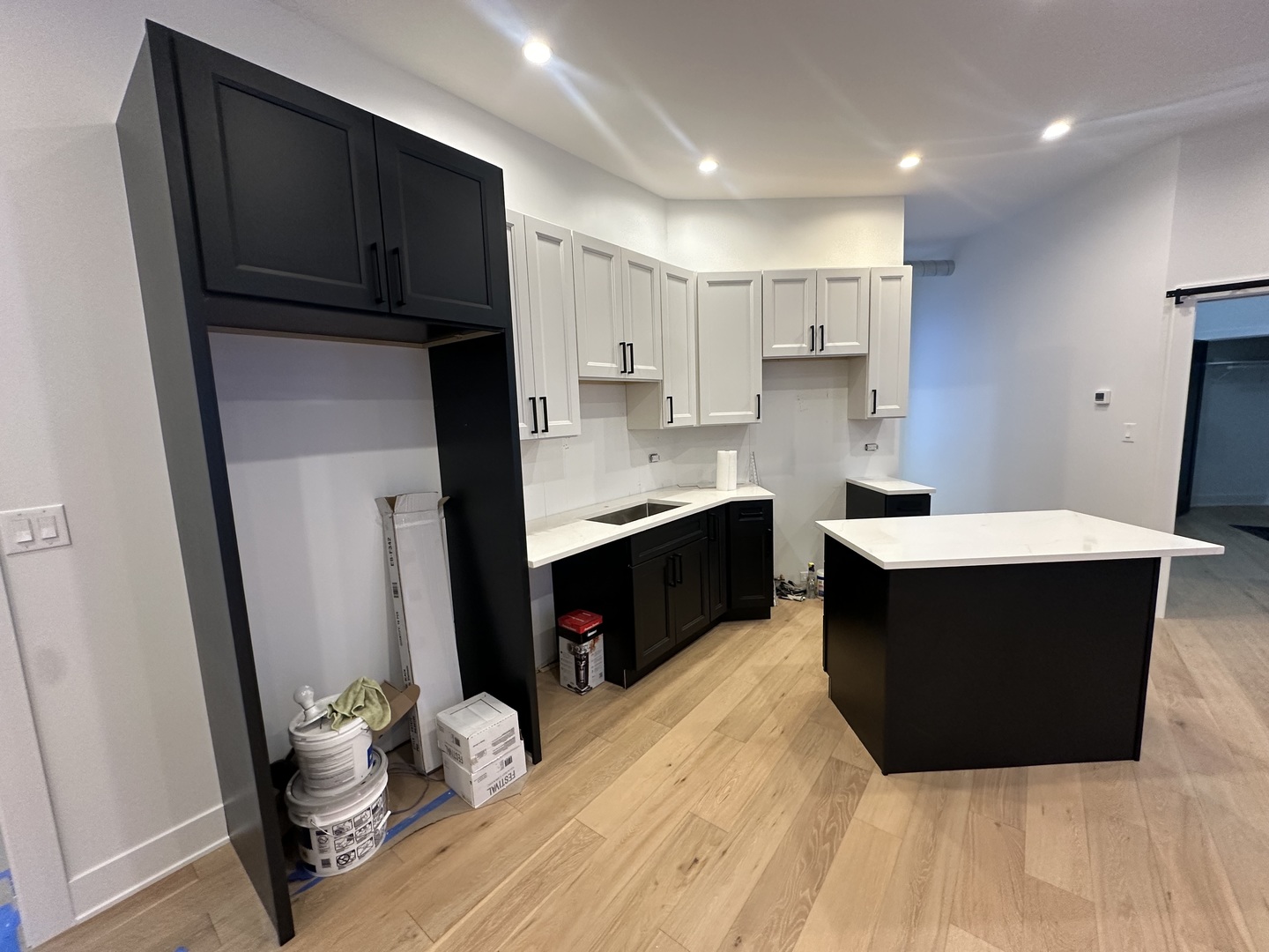 1117 West Fry Street, Unit 2 Chicago, IL 60642 - Photo 7 of 16