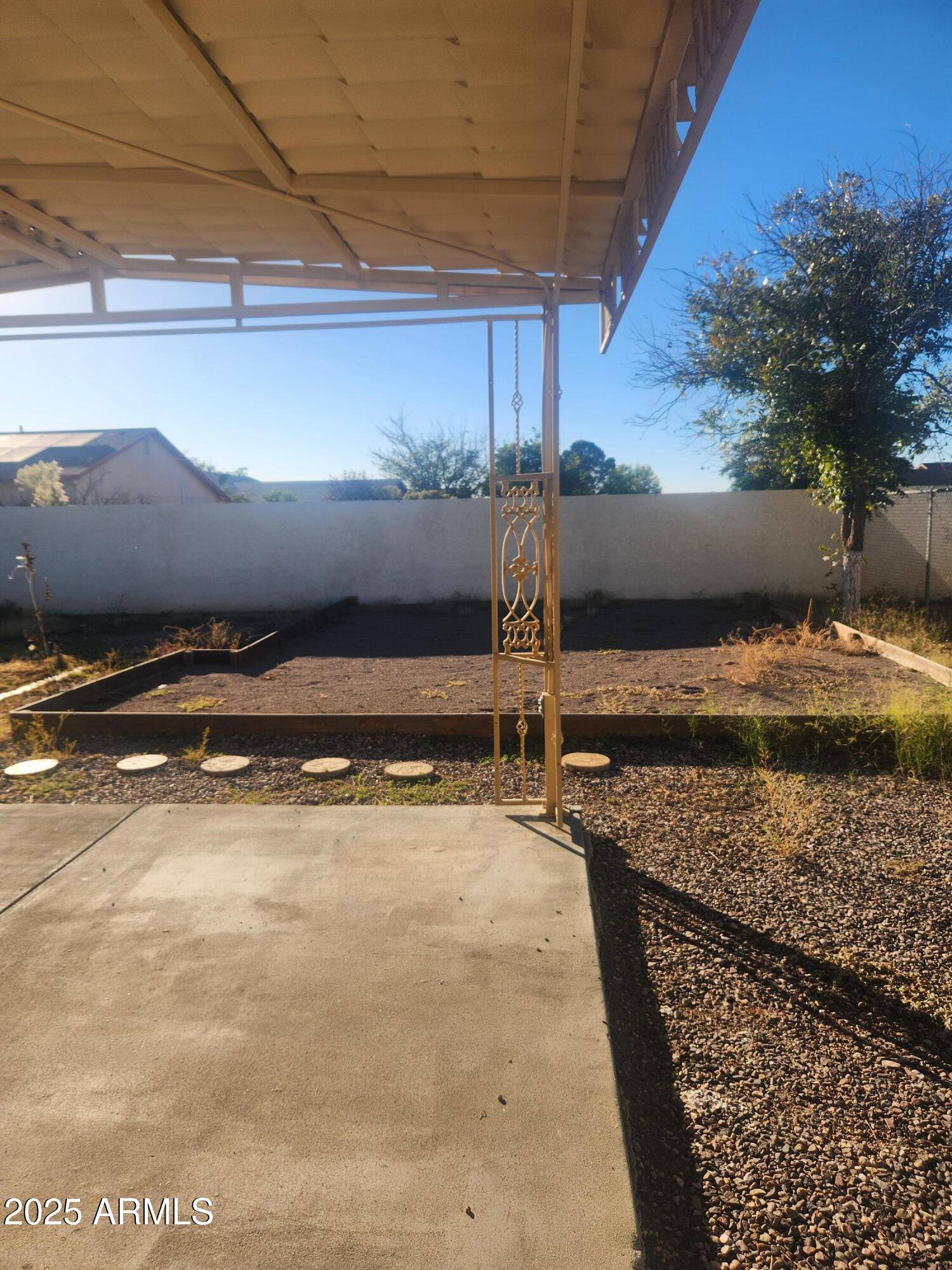 1940 East 13th Street Douglas, AZ 85607 - Photo 31 of 32 a view of a backyard of the house