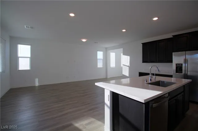 $2,400 | 7002 Calvert Cliffs Street, North Las Vegas, NV 89084