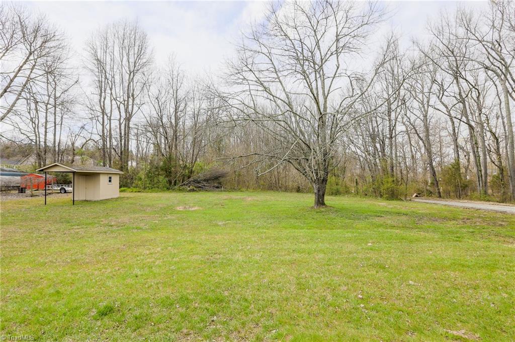 400 Fleer Road Thomasville, NC 27360 - Photo 26 of 28 Gallery Image 26