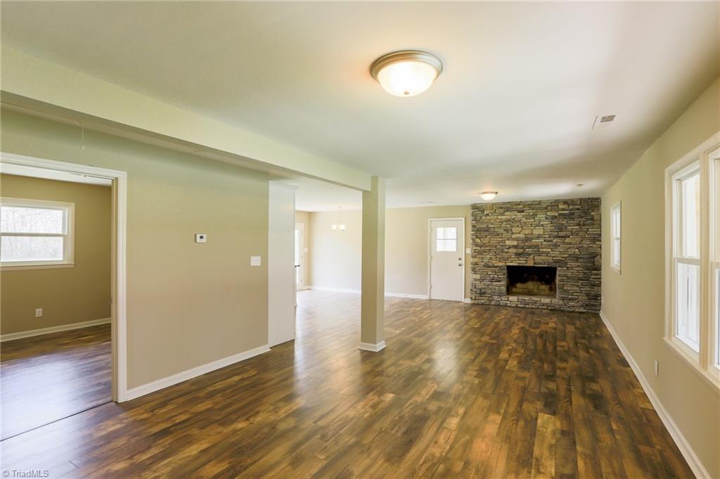 400 Fleer Road Thomasville, NC 27360 - Photo 5 of 28 Gallery Image 5