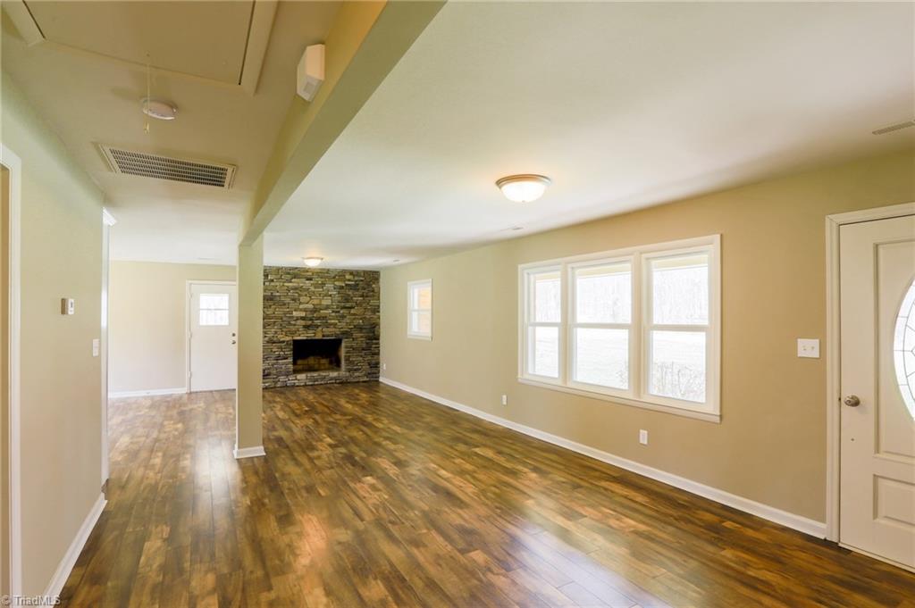 400 Fleer Road Thomasville, NC 27360 - Photo 6 of 28 Gallery Image 6