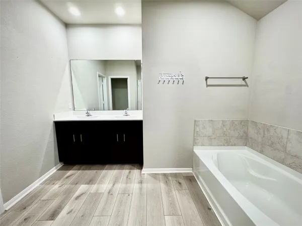 $2,000 | 4743 Lombardy Fire Trail, Katy, TX 77449