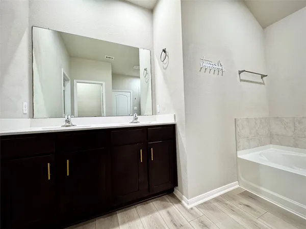 $2,000 | 4743 Lombardy Fire Trail, Katy, TX 77449