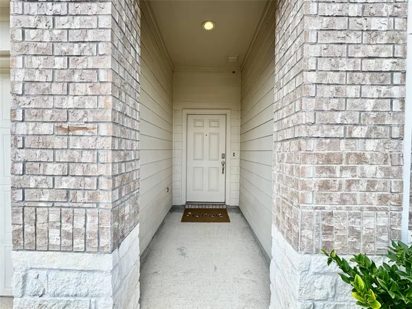 $2,000 | 4743 Lombardy Fire Trail, Katy, TX 77449