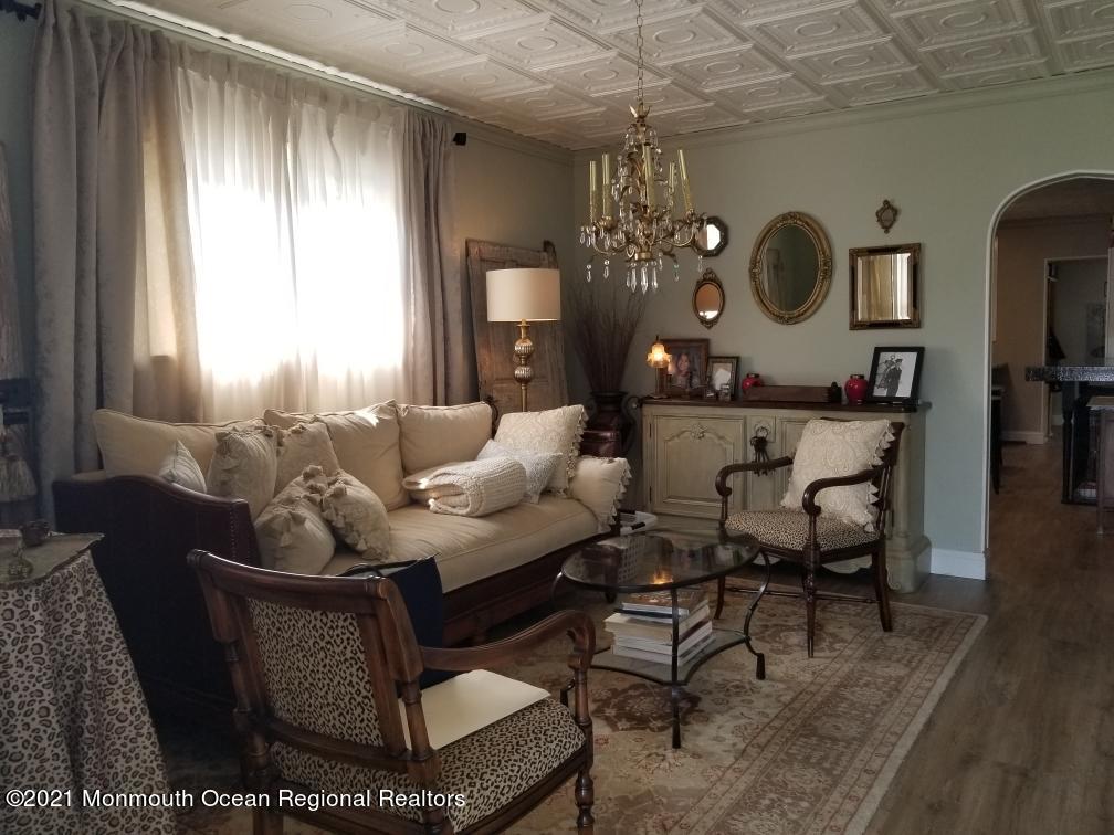 119 Frederick Avenue Maple Shade, NJ 08052 - Photo 8 of 35 Resized_20210727_153058_5173954916962281