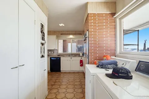 $849,900 | 7098 Neri Drive, La Mesa, CA 91942