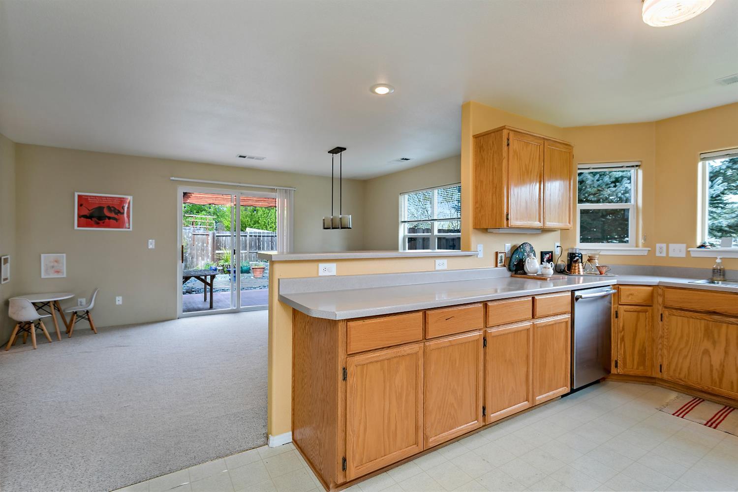 949 Spring Way Ashland, OR 97520 - Photo 7 of 25 Additional Photo