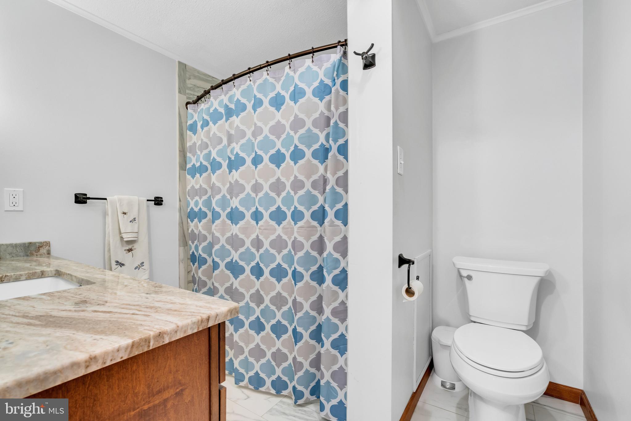 33 Poplar Street Sicklerville, NJ 08081 - Photo 34 of 62 Bathroom