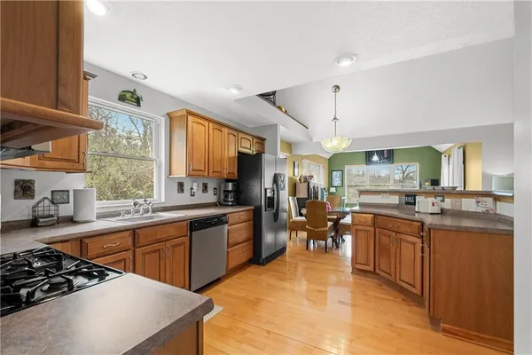 $625,000 | 478 Spruce Lane, Houston, PA 15342