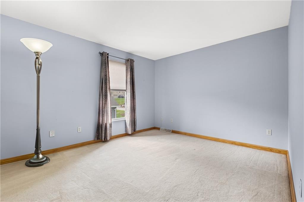 478 Spruce Lane Houston, PA 15342 - Photo 29 of 45 Second floor 4th bedroom w/neutral carpeting