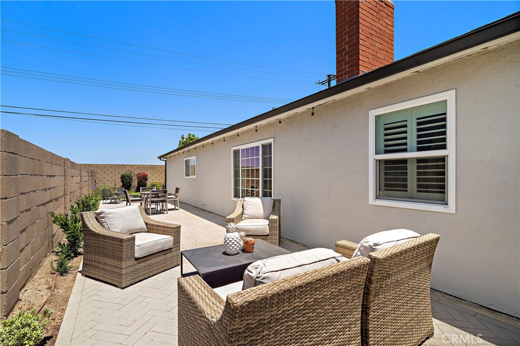 8741 La Roca Avenue Fountain Valley, CA 92708 - Photo 42 of 50 side yard patio