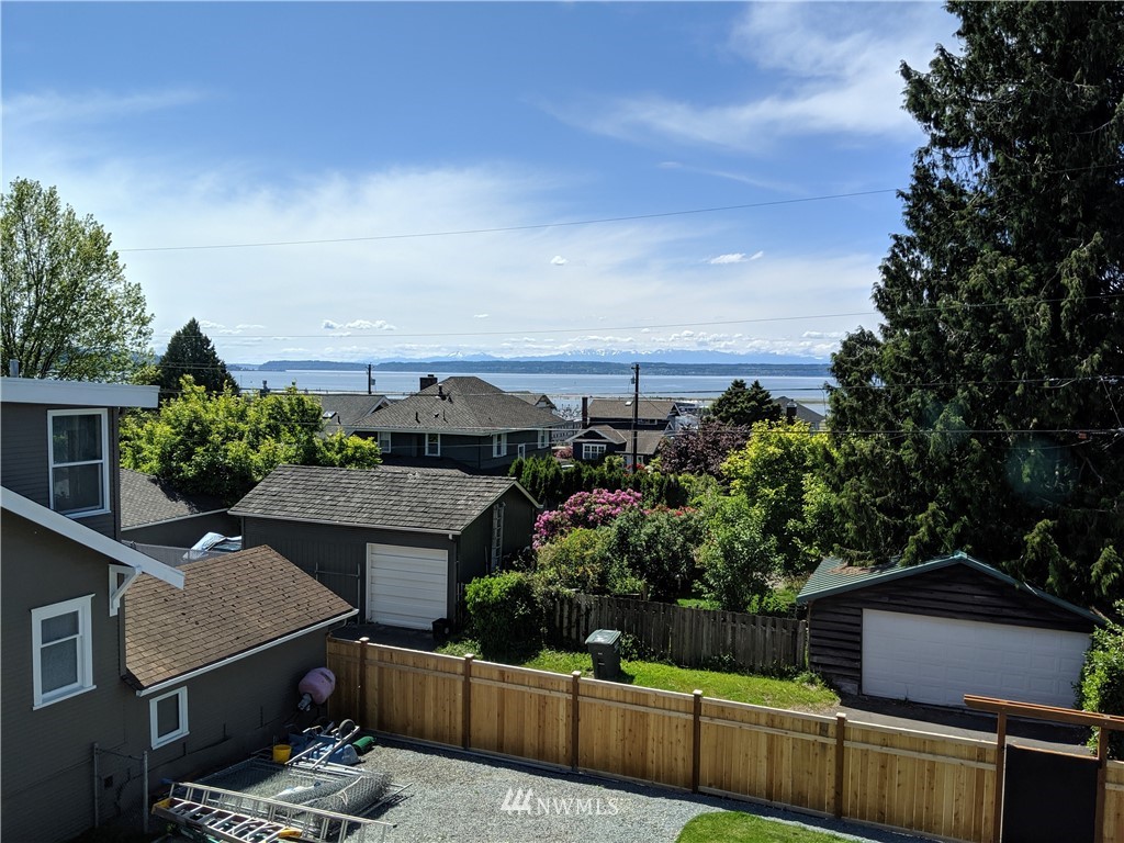 1212 Rucker Avenue Everett, WA 98201 - Photo 2 of 25