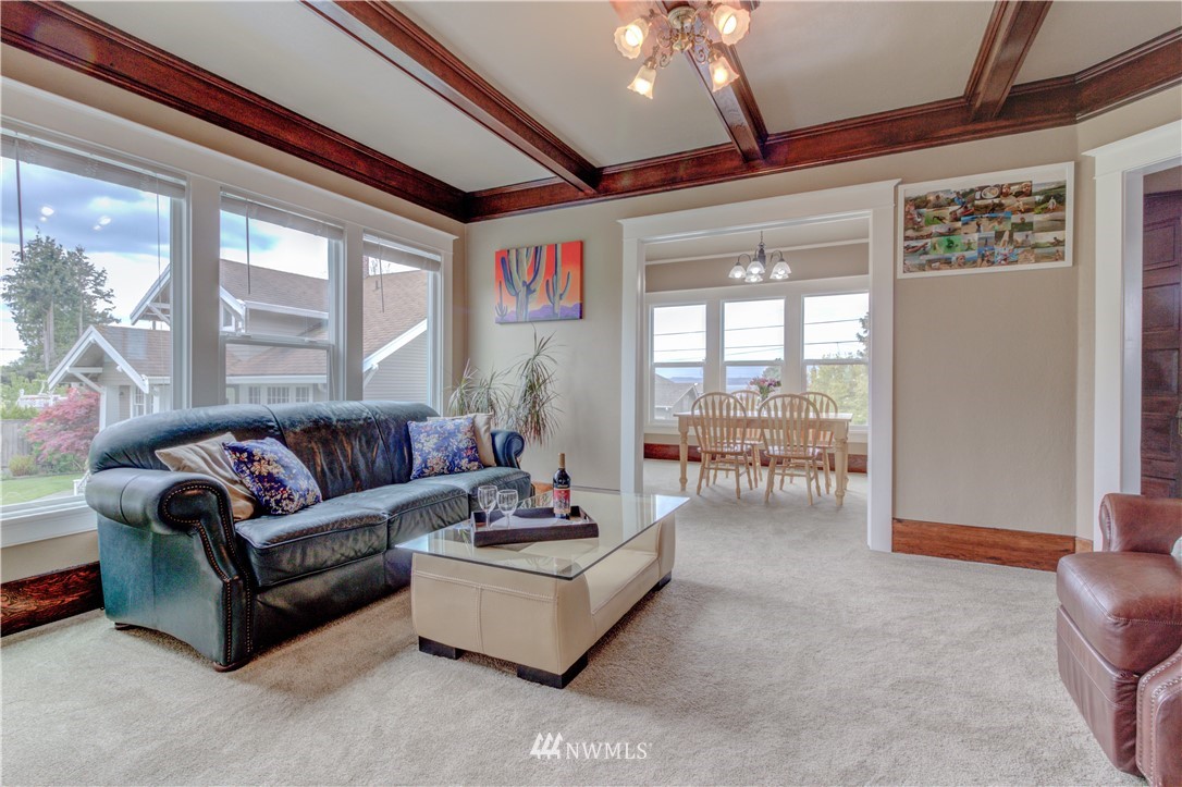 1212 Rucker Avenue Everett, WA 98201 - Photo 11 of 25