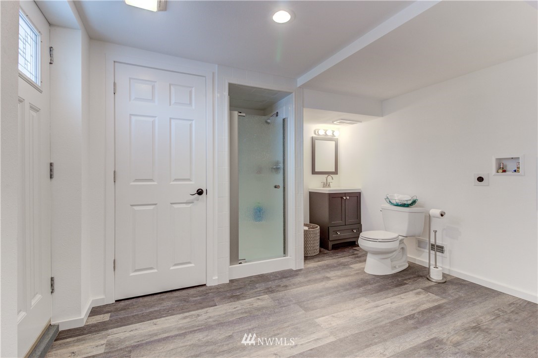 1212 Rucker Avenue Everett, WA 98201 - Photo 22 of 25