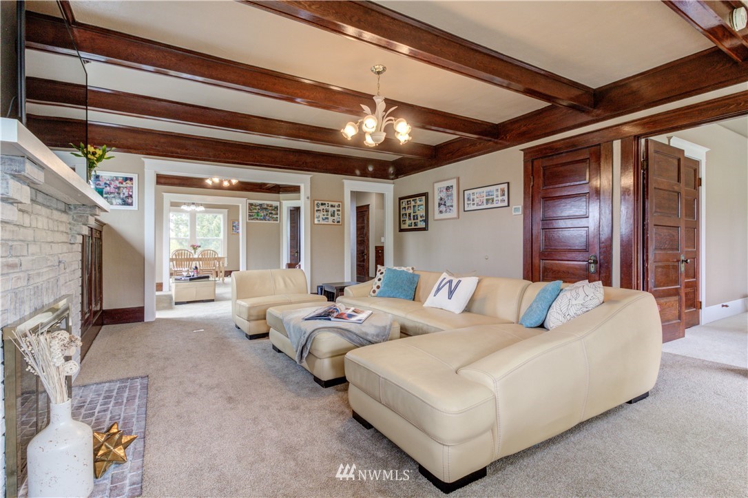 1212 Rucker Avenue Everett, WA 98201 - Photo 8 of 25