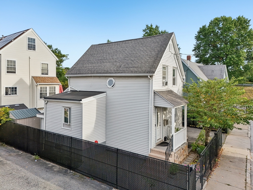 7 Montrose Street Everett, MA 02149 - Photo 13 of 41