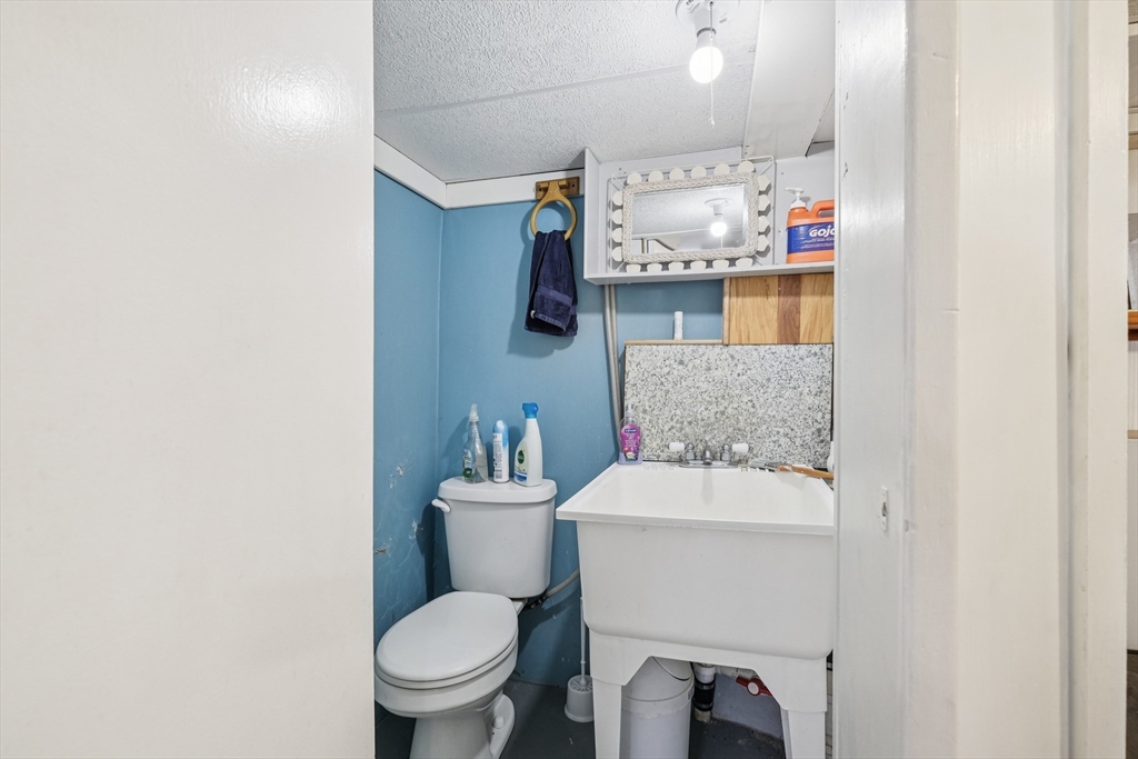 7 Montrose Street Everett, MA 02149 - Photo 16 of 41