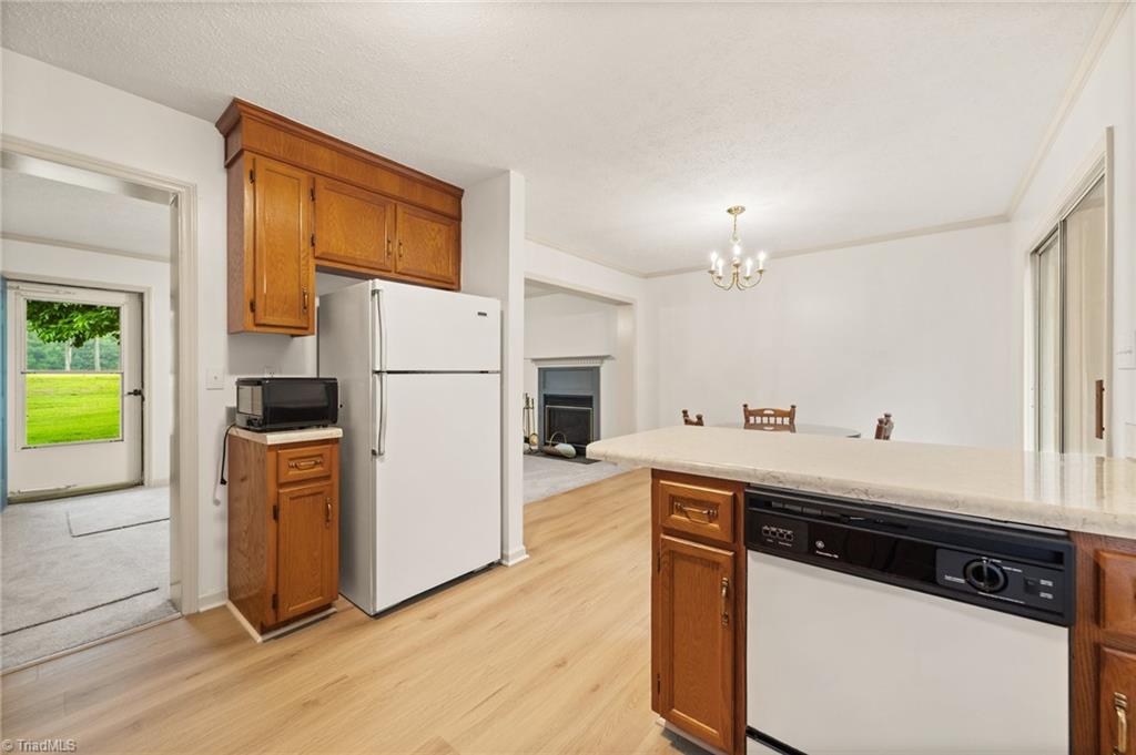 492 Monroeton Golf Course Road Reidsville, NC 27320 - Photo 8 of 21 Gallery Image 8
