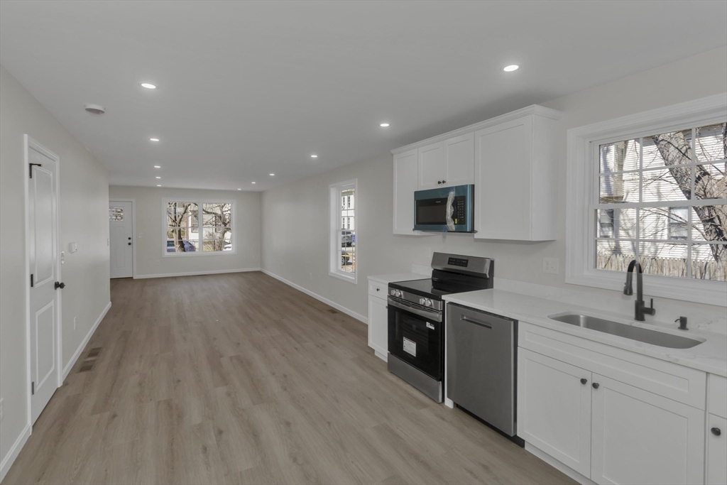 63-65 Euclid Avenue Springfield, MA 01108 - Photo 13 of 25