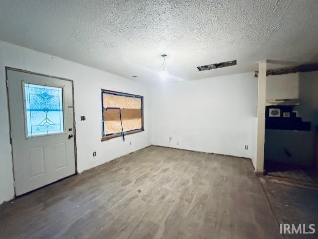 205 West Scott Street Wolcott, IN 47995 - Photo 5 of 14