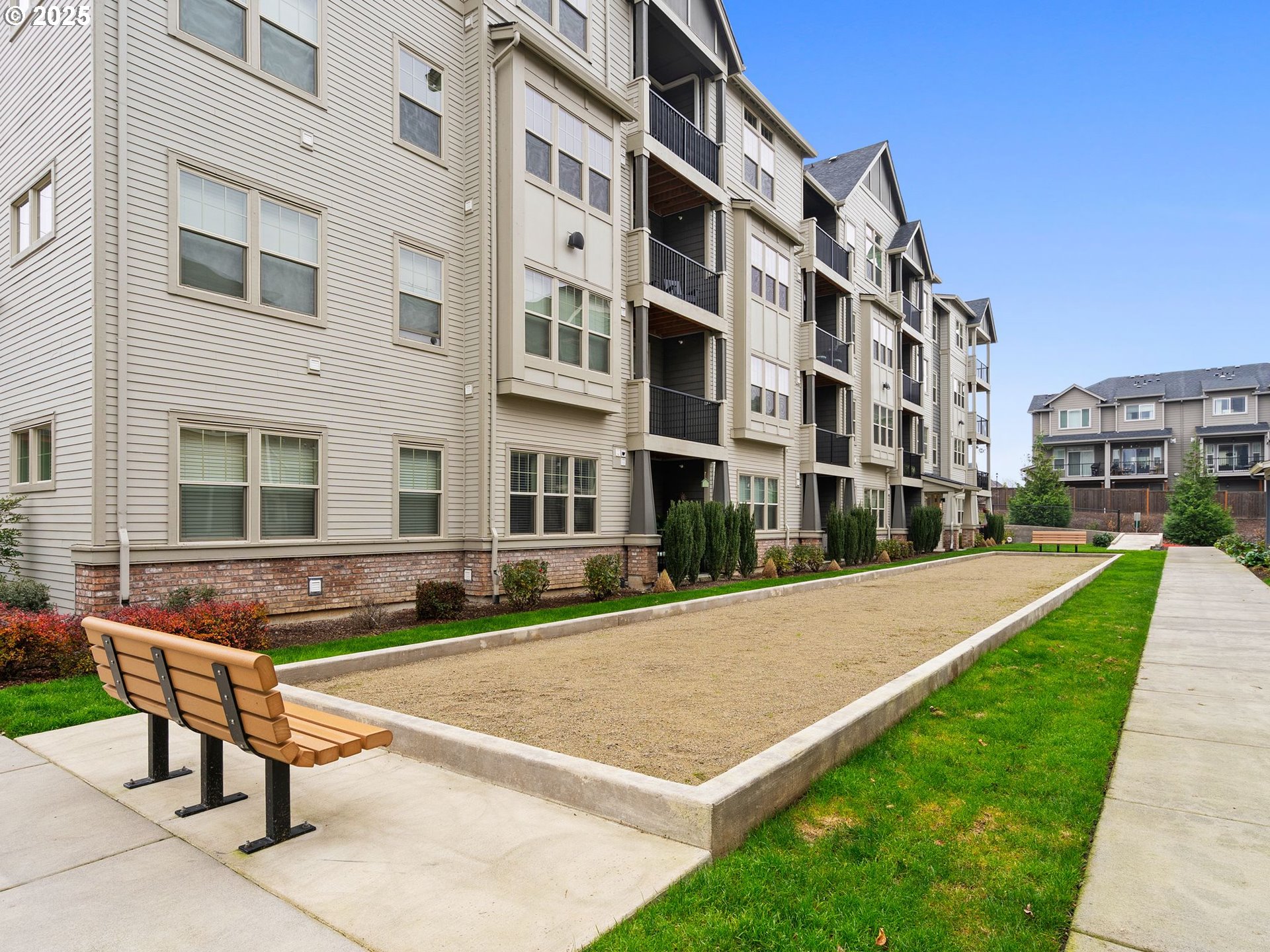 17182 Southwest Appledale Road, Unit 405 Beaverton, OR 97007 - Photo 37 of 47