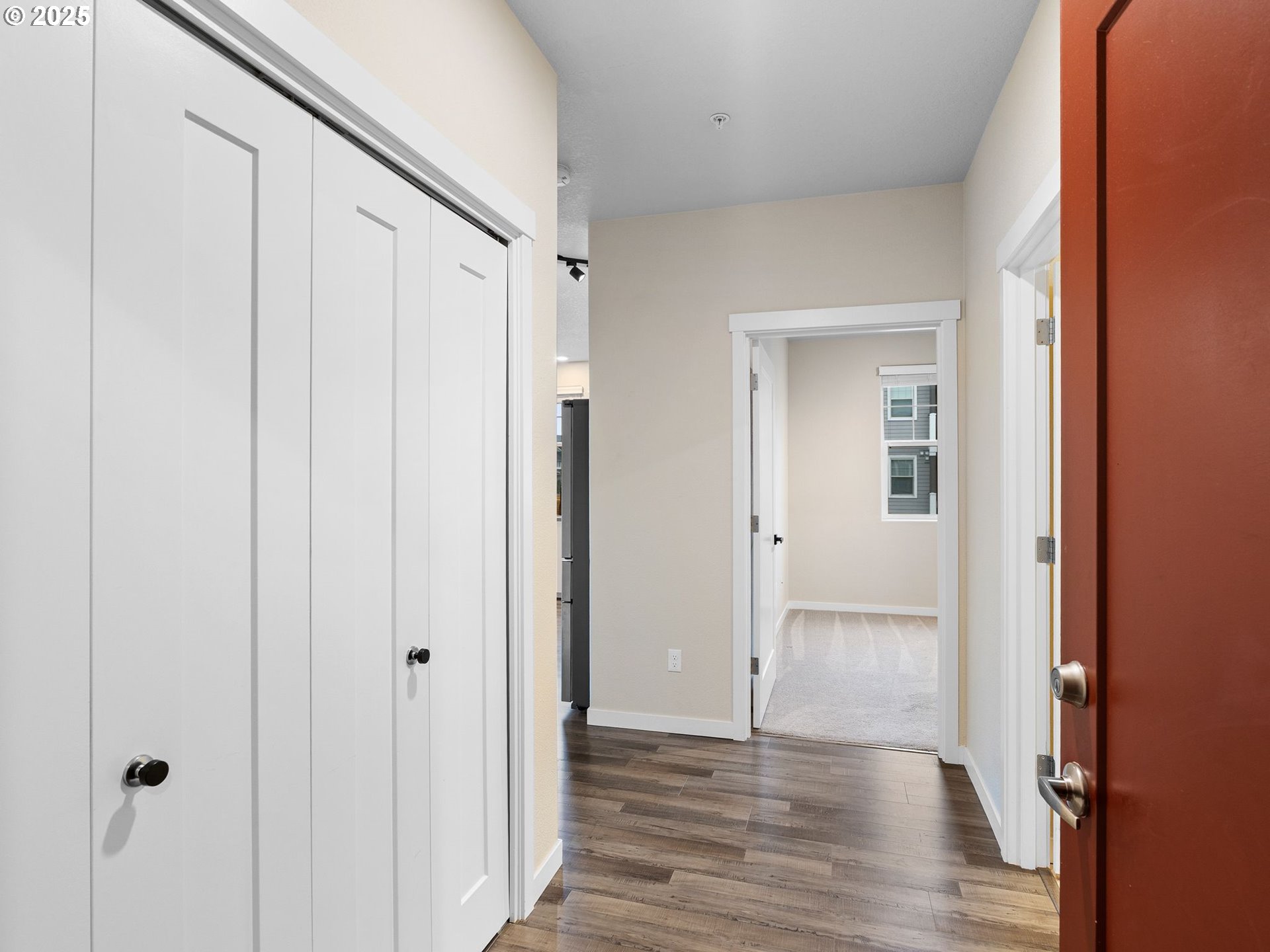 17182 Southwest Appledale Road, Unit 405 Beaverton, OR 97007 - Photo 4 of 47