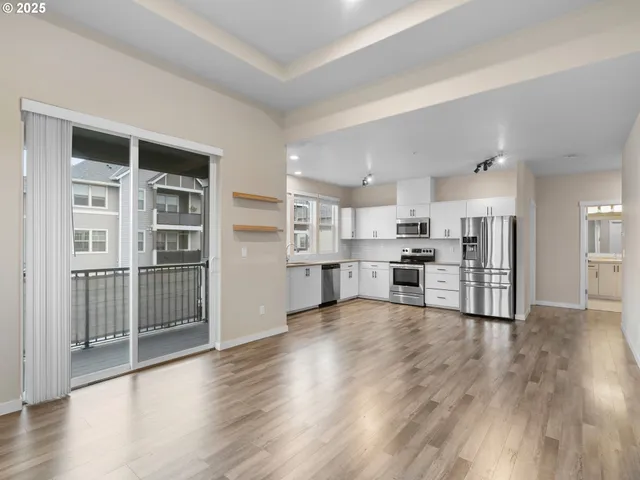 $319,000 | 17182 Southwest Appledale Road, Unit 405, Beaverton, OR 97007