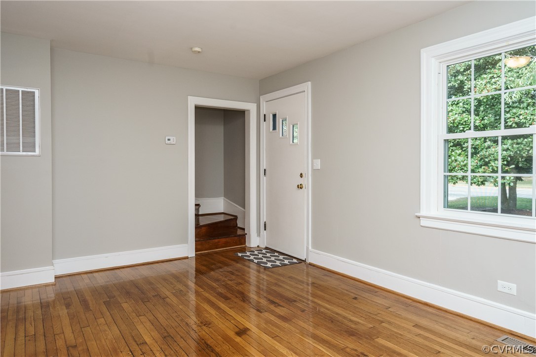 19011 Eltham Road West Point, VA 23181 - Photo 4 of 29 Gallery Image 4