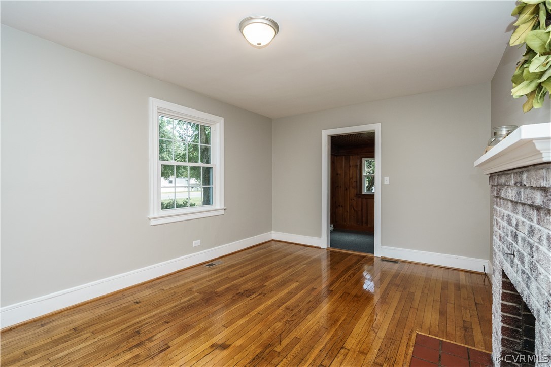 19011 Eltham Road West Point, VA 23181 - Photo 5 of 29 Gallery Image 5