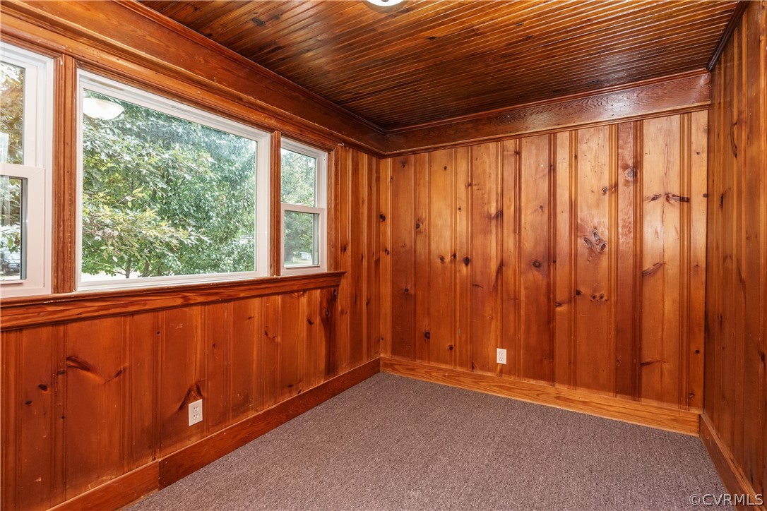 19011 Eltham Road West Point, VA 23181 - Photo 6 of 29 Gallery Image 6