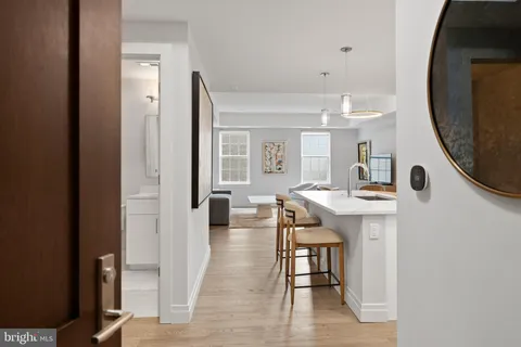 $895,900 | 225 Strand Street, Unit 202, Alexandria, VA 22314