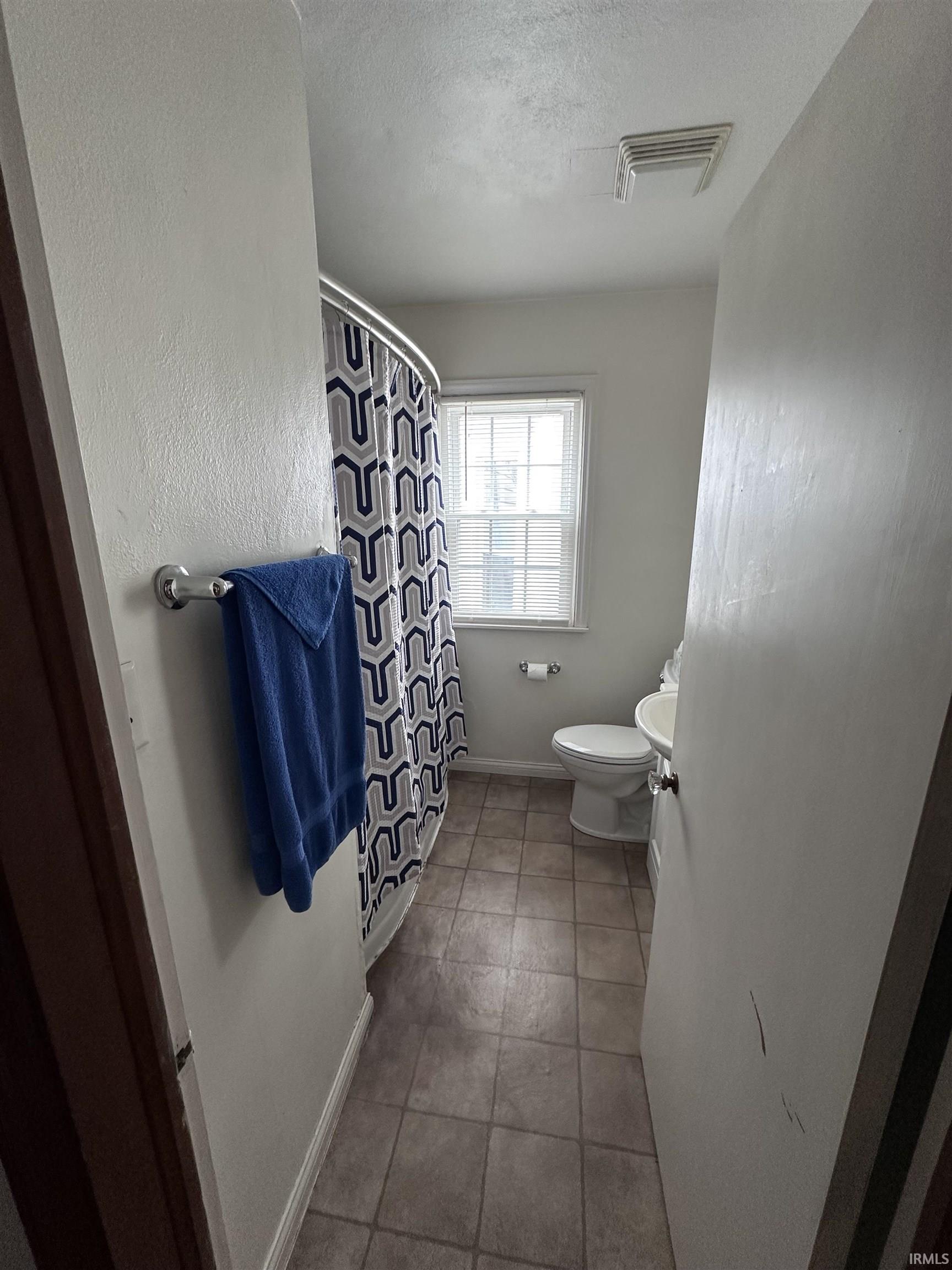 713 West Queen Street Muncie, IN 47303 - Photo 19 of 36