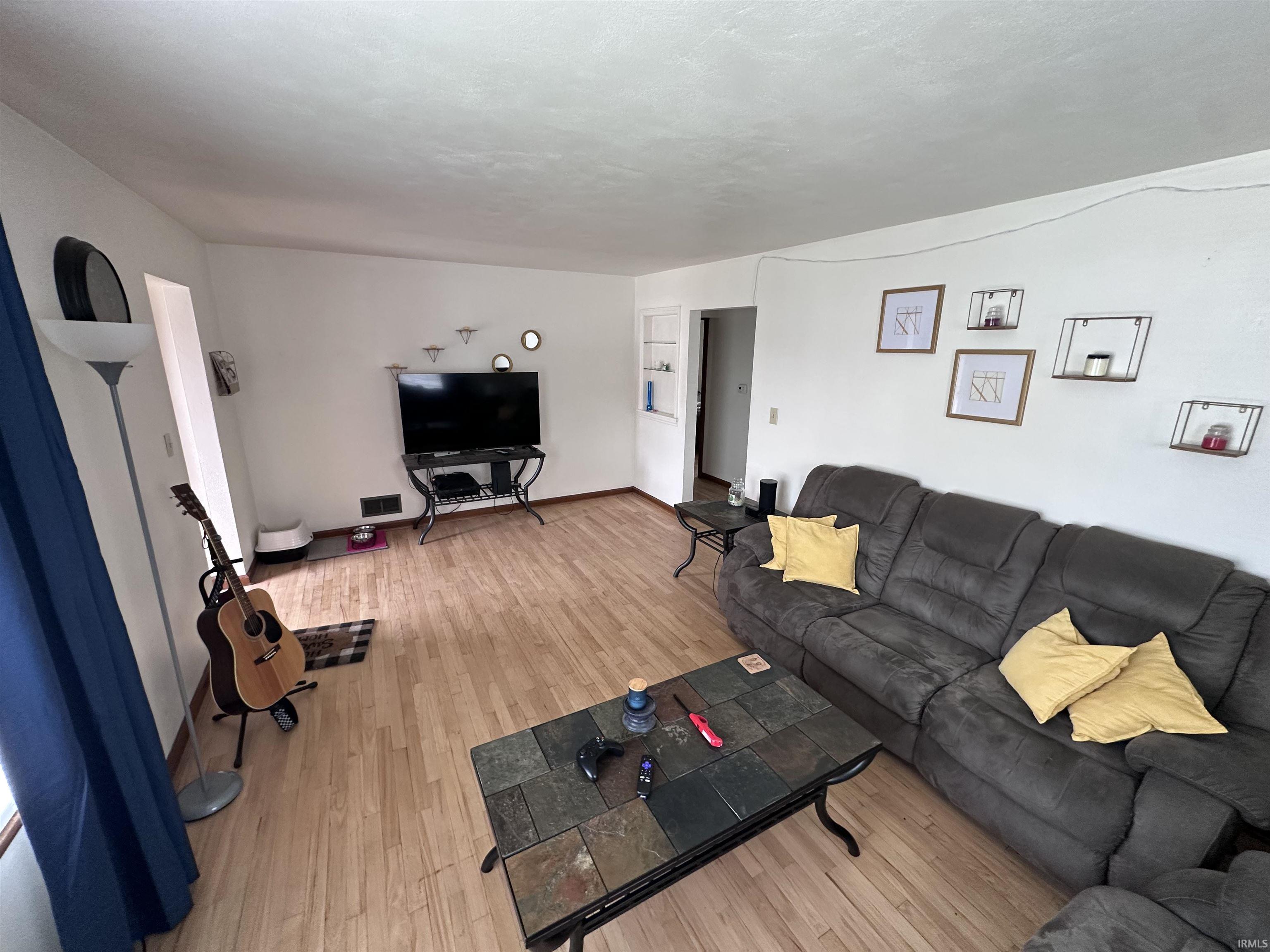 713 West Queen Street Muncie, IN 47303 - Photo 8 of 36