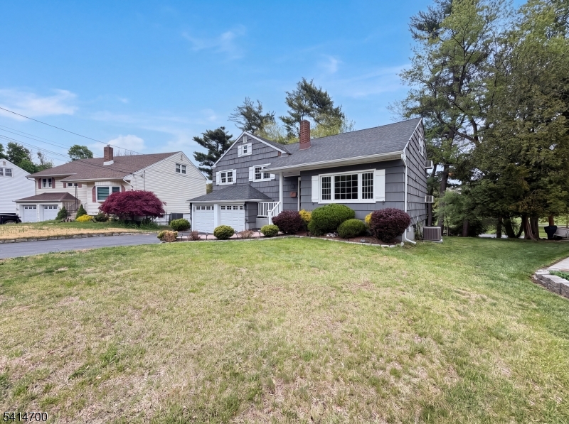 78 Parkside Road Plainfield, NJ 07060 - Photo 6 of 18