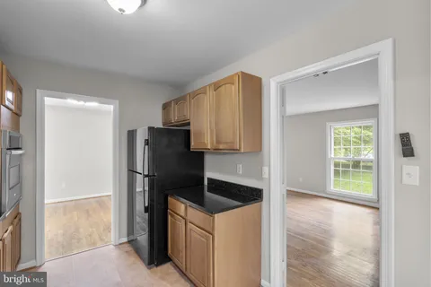 $900,000 | 1585 Kimblewick Road, Potomac, MD 20854