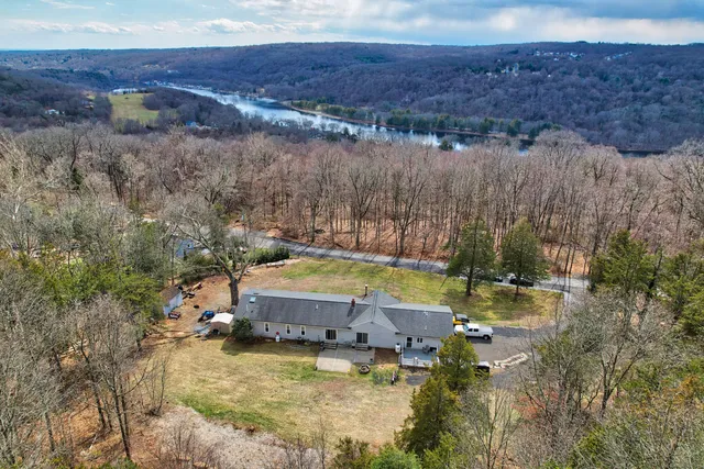 $599,900 | 154 South Benham Road, Seymour, CT 06483