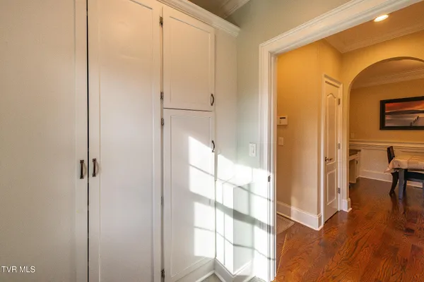 $1,199,999 | 5079 Rose Gardens Circle, Kingsport, TN 37660