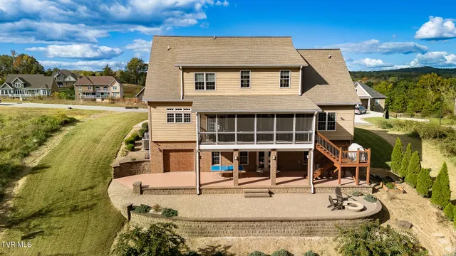 $1,250,000 | 5079 Rose Gardens Circle, Kingsport, TN 37660