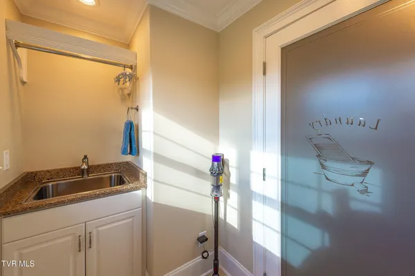 $1,199,999 | 5079 Rose Gardens Circle, Kingsport, TN 37660