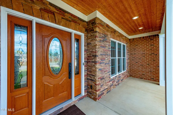 $1,199,999 | 5079 Rose Gardens Circle, Kingsport, TN 37660