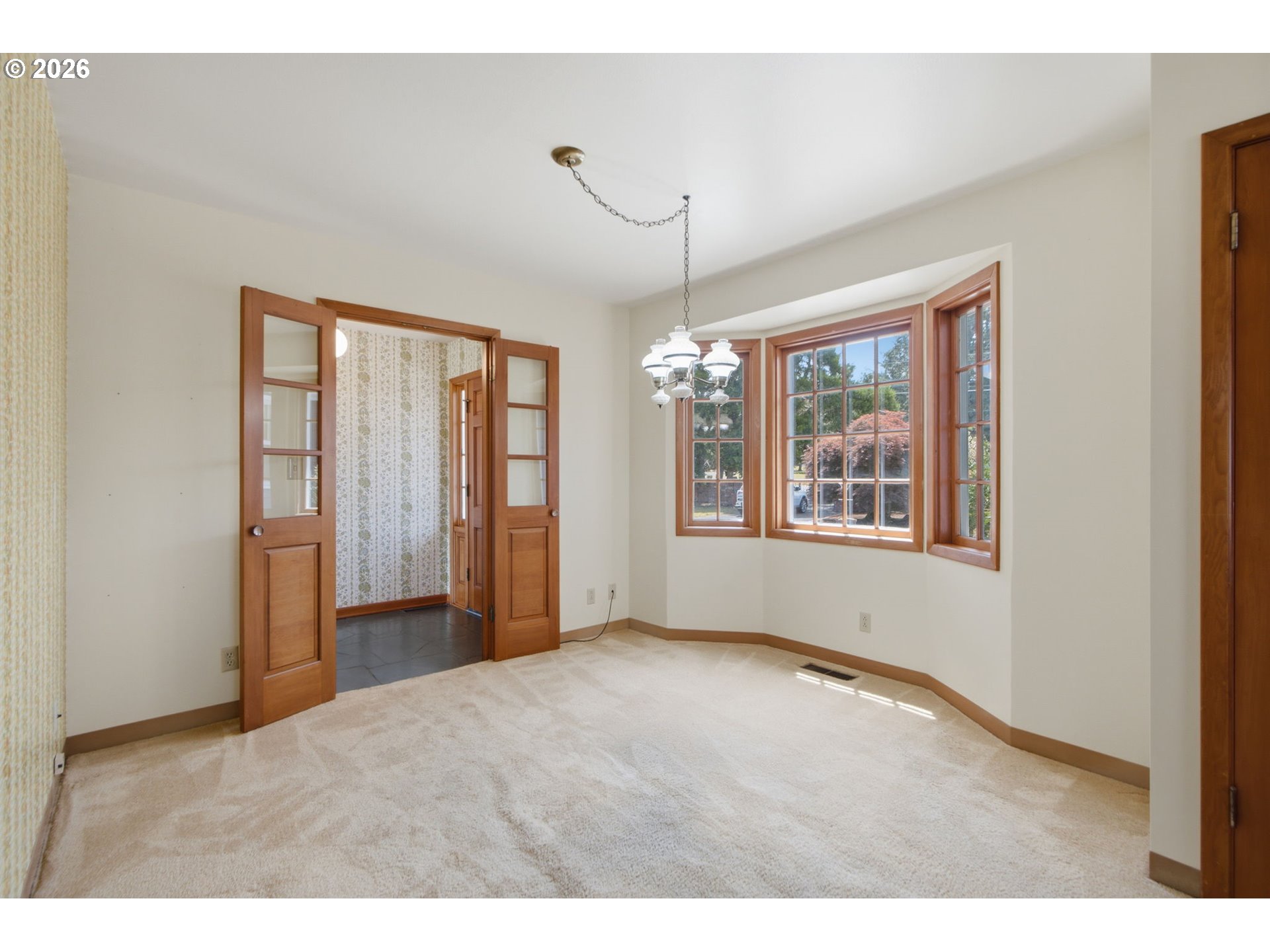 13937 Northwest Springville Road Portland, OR 97229 - Photo 5 of 48