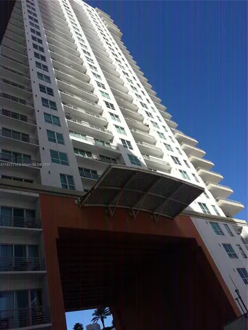$3,000 | 133 Northeast 2nd Avenue, Unit 412, Miami, FL 33132