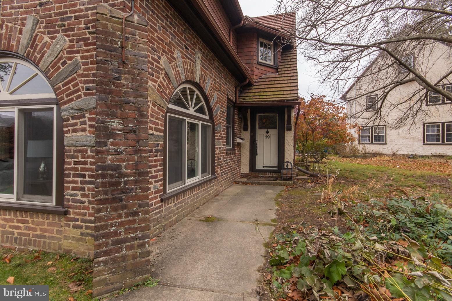 19 Windsor Circle Springfield, PA 19064 - Photo 34 of 51 Gallery Image 34