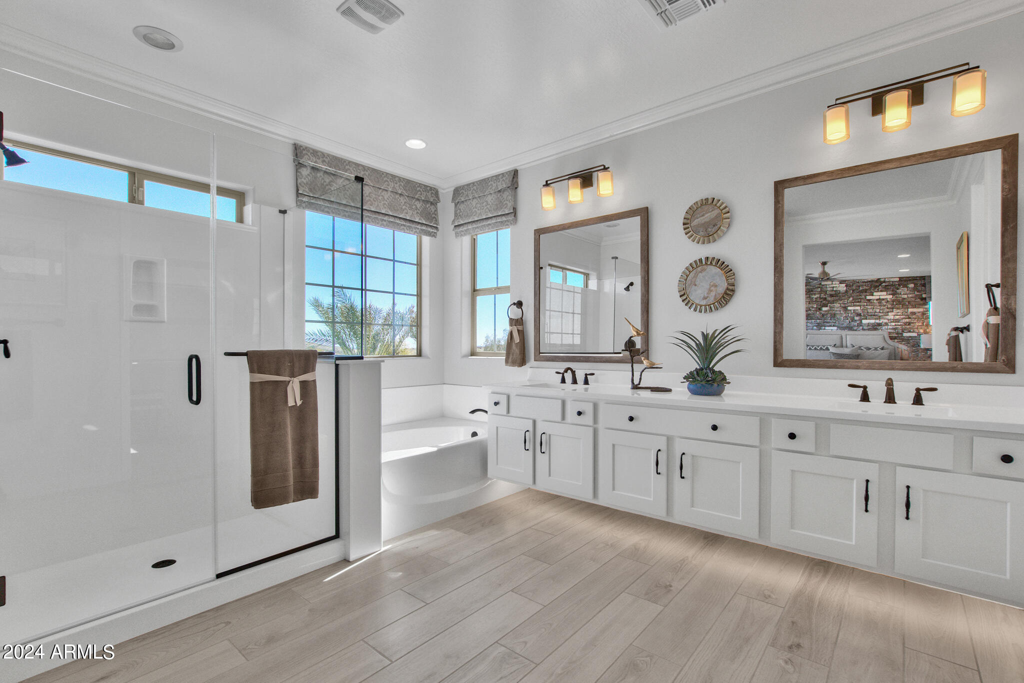 3750 East Rochelle Circle Mesa, AZ 85213 - Photo 14 of 21 Res 4 Master Shower and tub