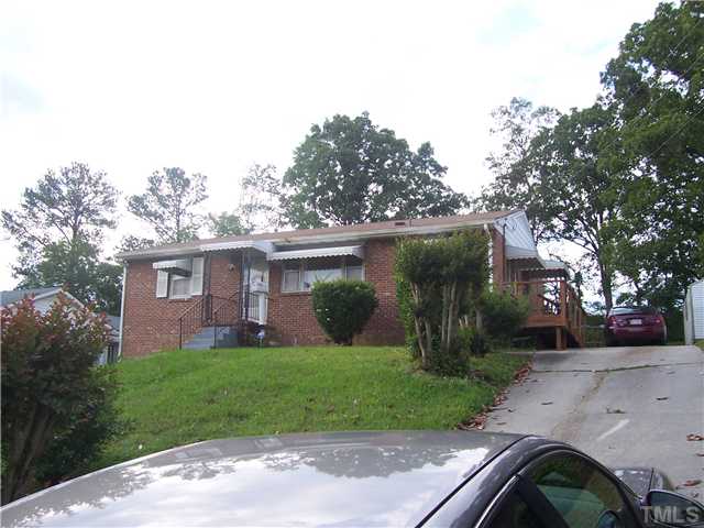 1107 Kitt Place Raleigh, NC 27610 - Photo 1 of 5 Gallery Image 1