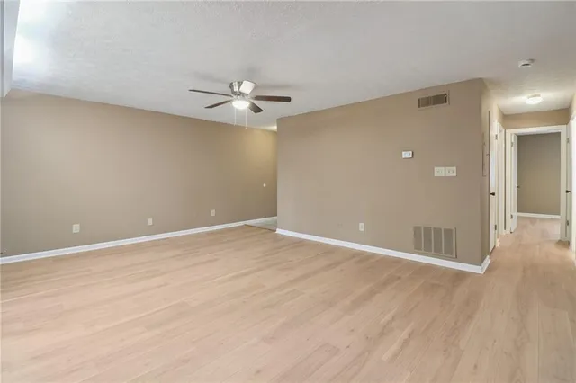 $1,400 | 2398 Lawrenceville Highway, Unit E, Decatur, GA 30033