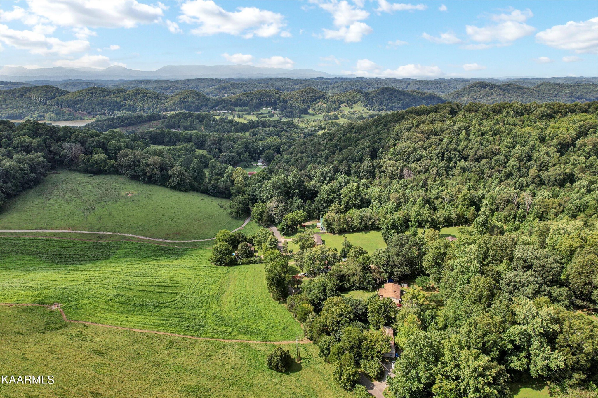 185 Moody Hollow Road Powell, TN 37849 - Photo 36 of 46